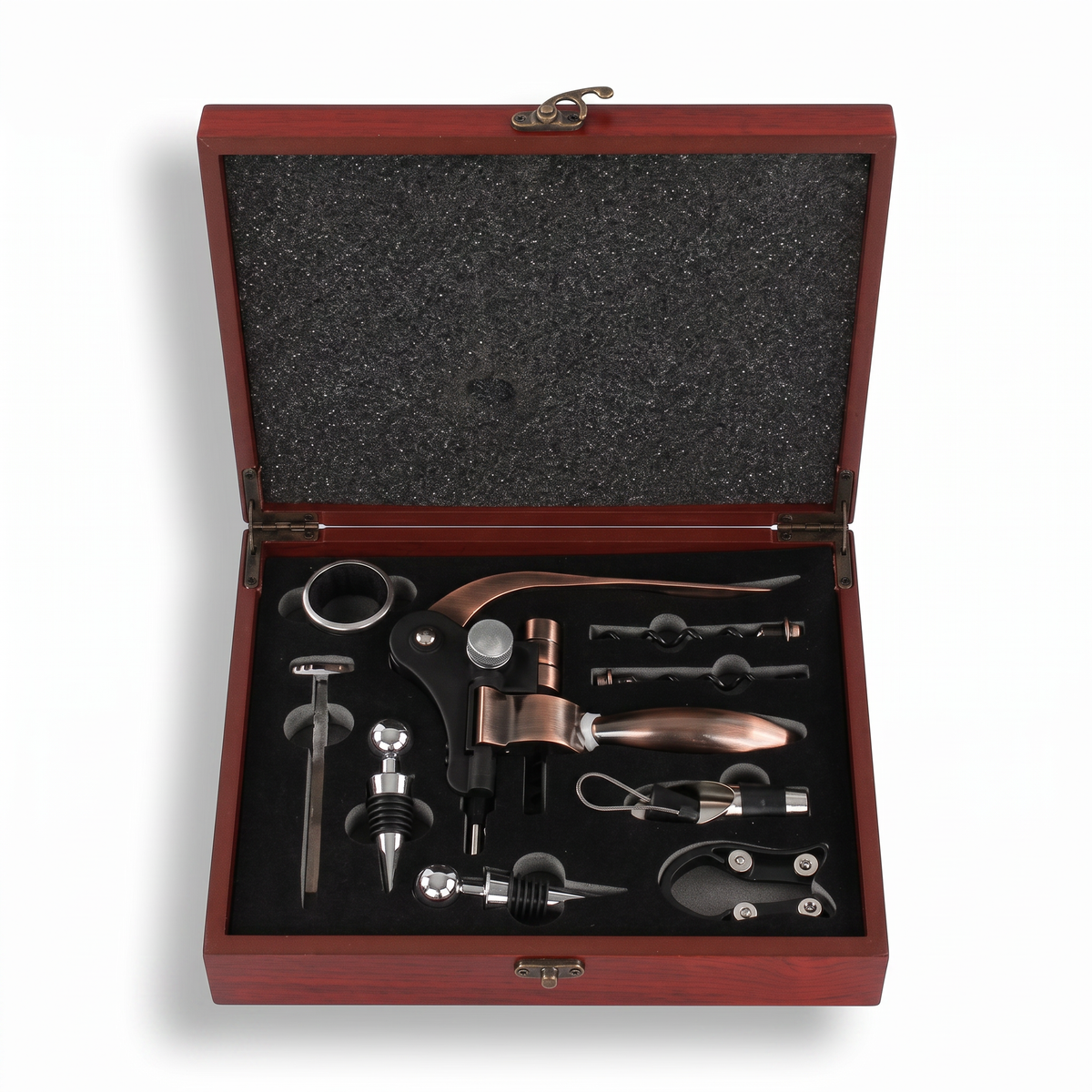 Coffret bois acajou tire-bouchon à levier bronze et accessoires, ouvert sur fond blanc