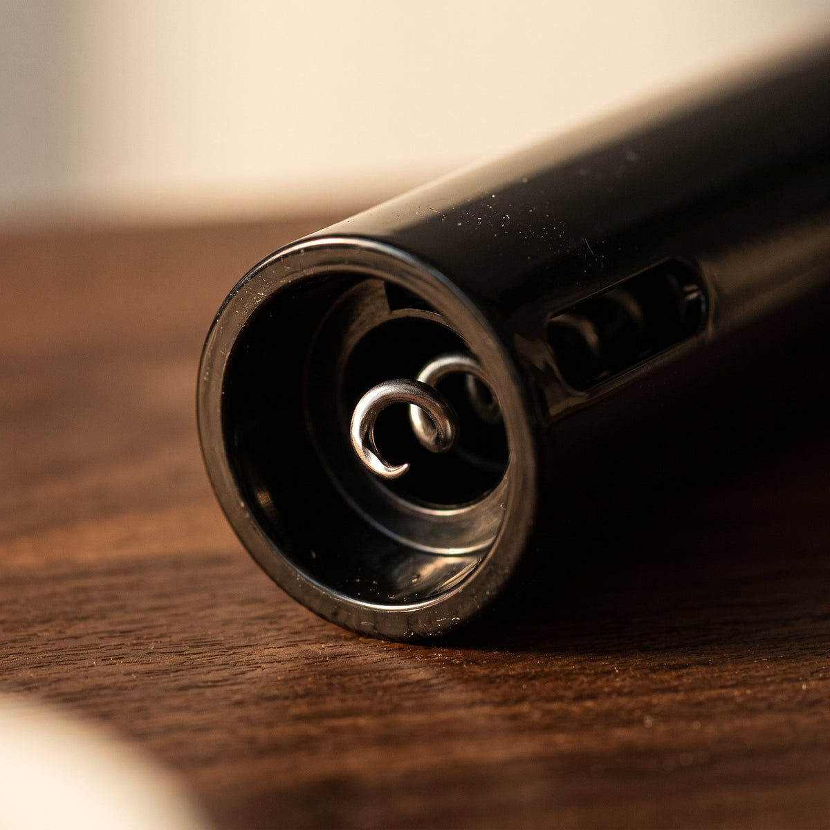 Détail de la vrille en acier inoxydable du tire-bouchon électrique de pro